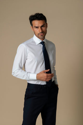 Men's white Italian classic collar shirt, front view | VESTITI