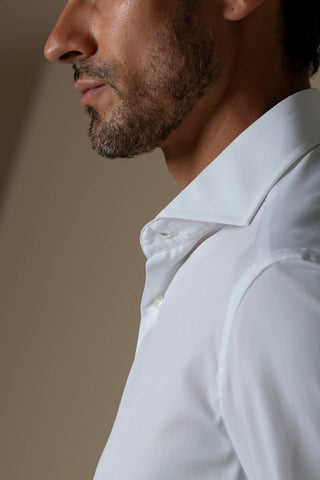 Italian cutaway collar detail, 15 stitches per inch | VESTITI